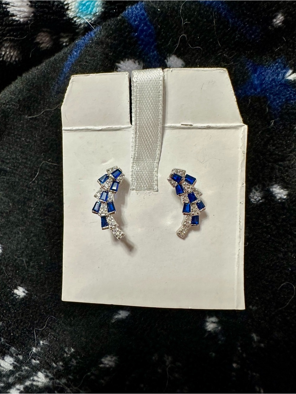 Contessa di Capri Elegant Blue Crystal Spinel Curved Stud Earrings NWT